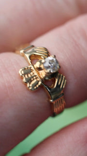 14kt Claddagh with Diamond Ring